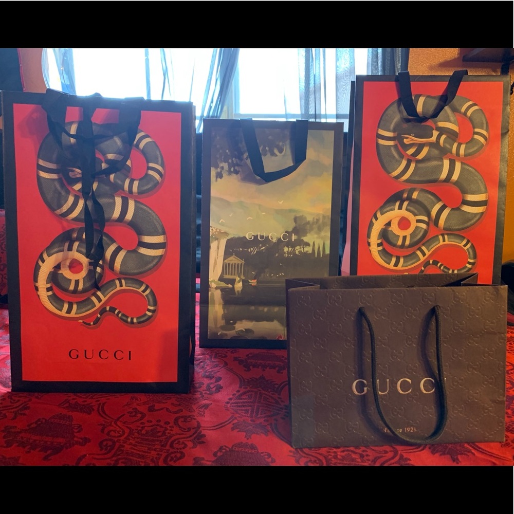 Gucci shopping bags